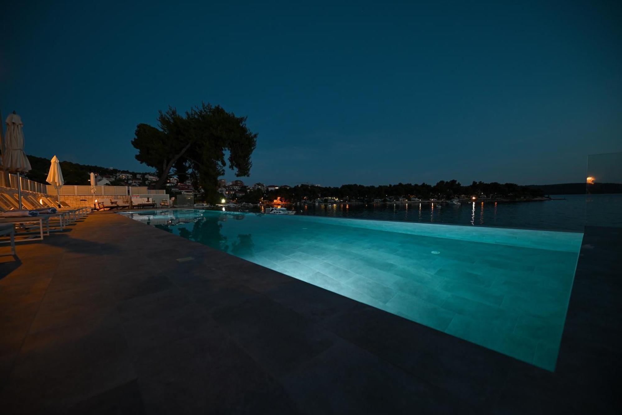 Livingstone Beach House Trogir Exterior foto